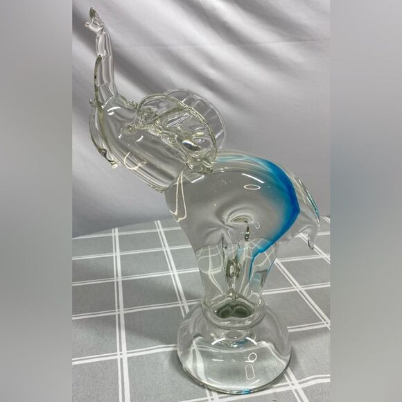 Vtg Art Glass Elephant Trunks Up Clear & Blue On Half Ball Base 5# Figure Statue - Picture 3 of 9